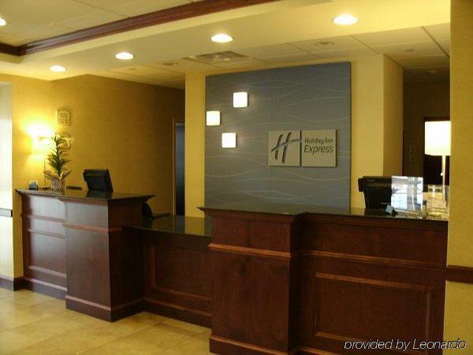 Holiday Inn Express Hotel & Suites Rochester By Ihg מראה פנימי תמונה